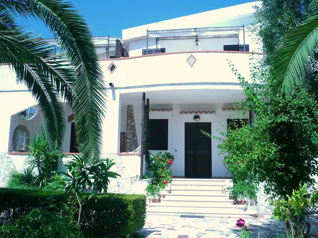 Villa Antonio Calderisi Vieste Exteriör bild